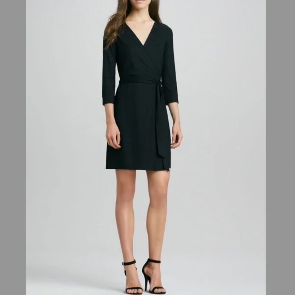 DIANE VON FURSTENBERG Black New Julian Two Mini Wrap Dress Size 0